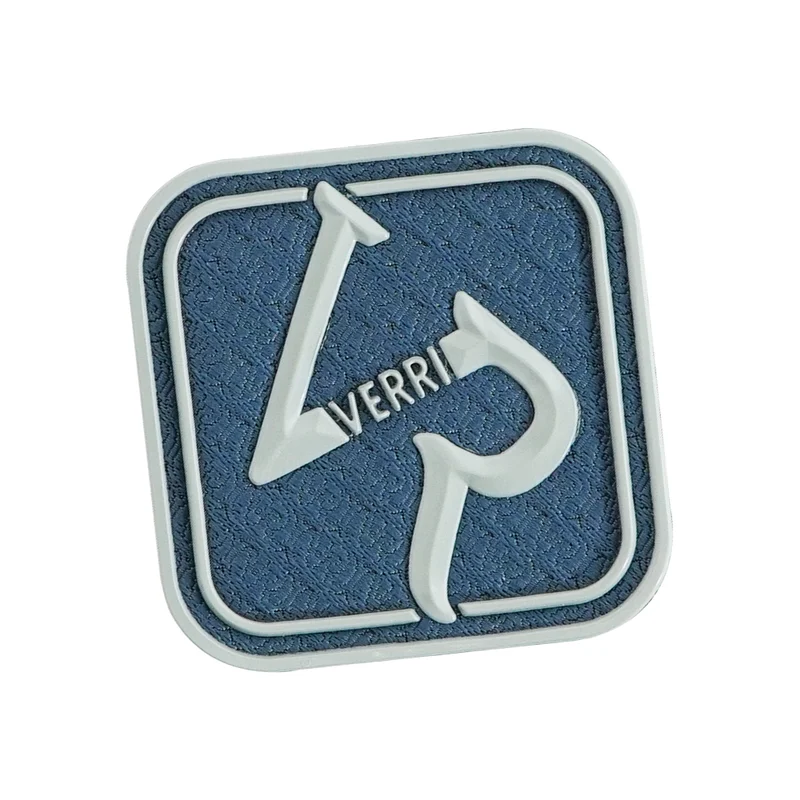 牛仔服饰用 TPU + 织唛复合转烫标 - 图片 3