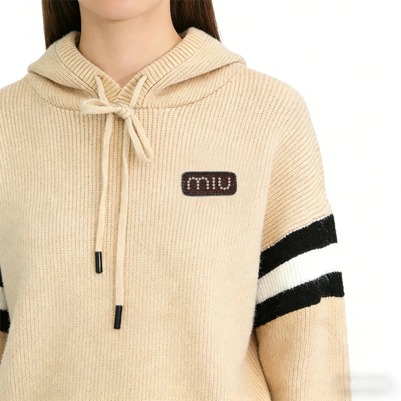 MIU 字母铜棕珠管绣珍珠水钻装饰贴-复古轻奢风服饰 - 图片 6