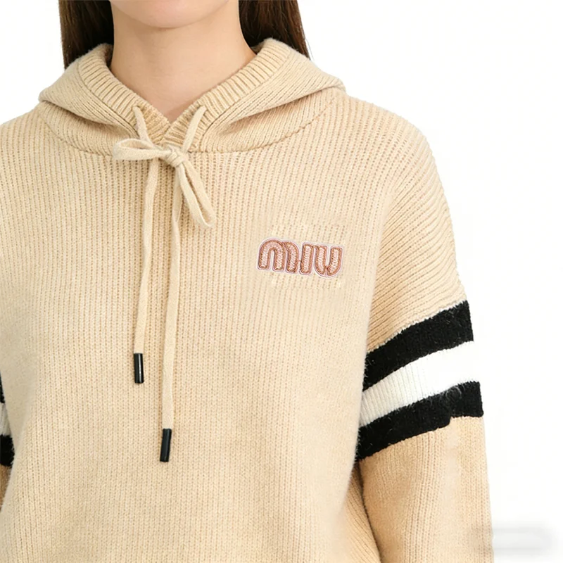 miu 字母浅粉珠管绣装饰贴 甜美轻奢风服饰补丁--适合轻奢包包、帽子 - 图片 6